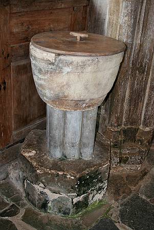 Parracombe - The Font